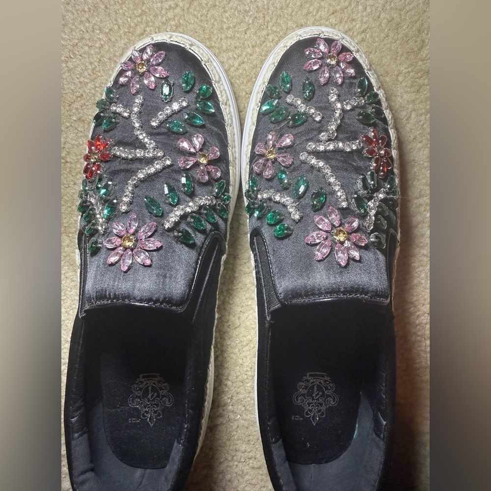 French Blu Black Floral Slip-On Embellished Sneakers with Platform Sole: size 9 - Picture 3 of 3